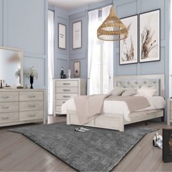 4 Pc Queen Bedroom Set (100 Day Pay Off Option)