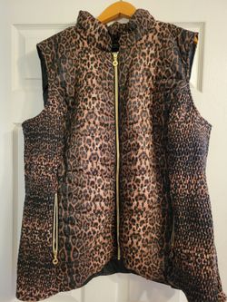 Women's PLUS size CHEETAH Print Puffer Vest Size 3x