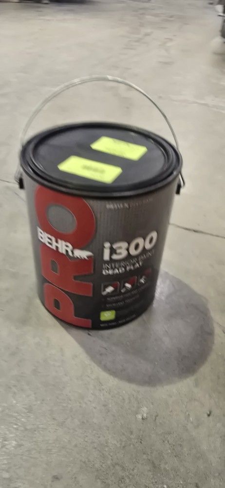 BEHR INTERIOR PAINT