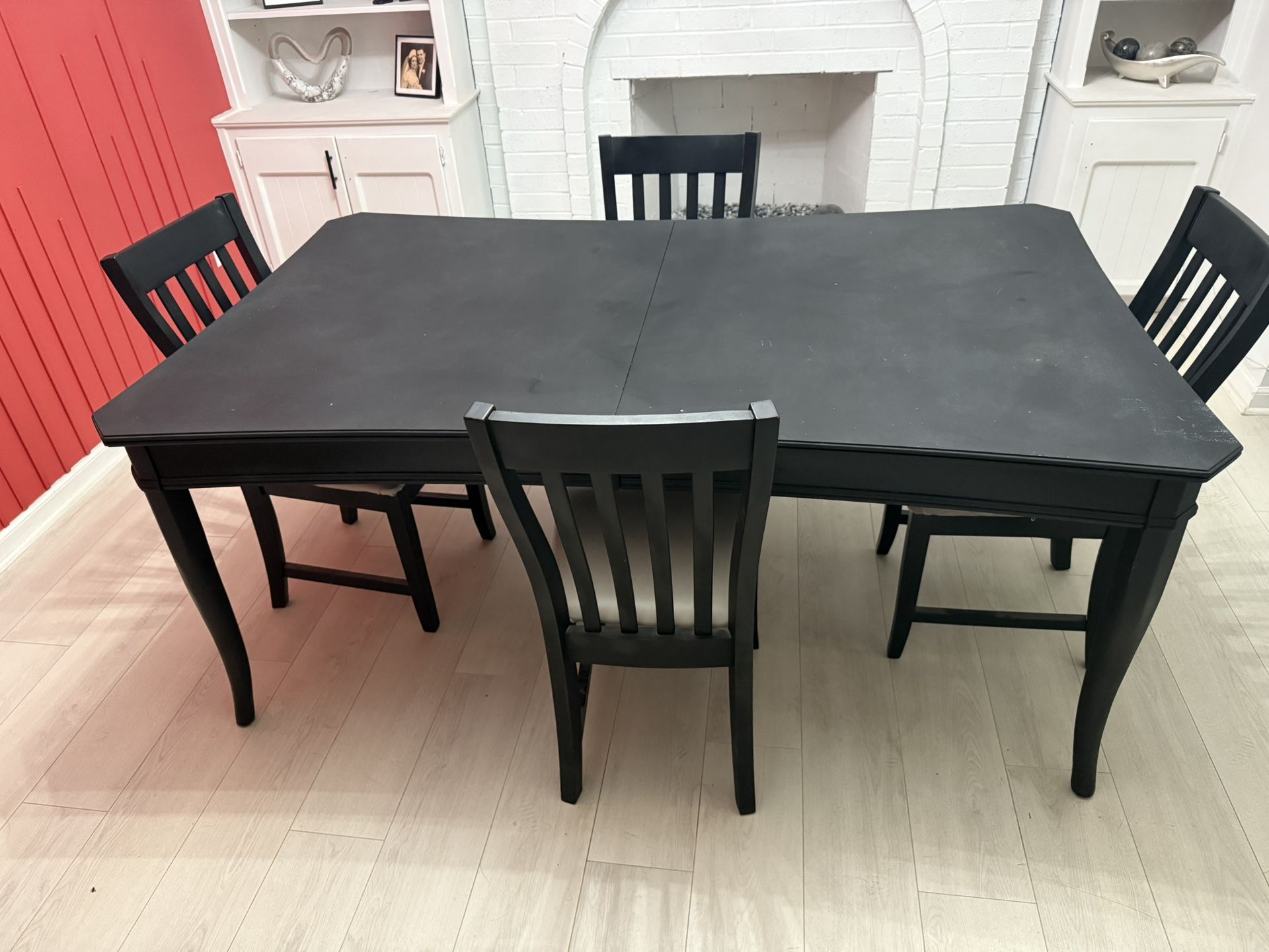 Kitchen Table And Chairs