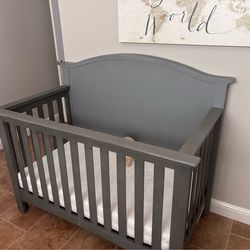 Crib and newton mattress