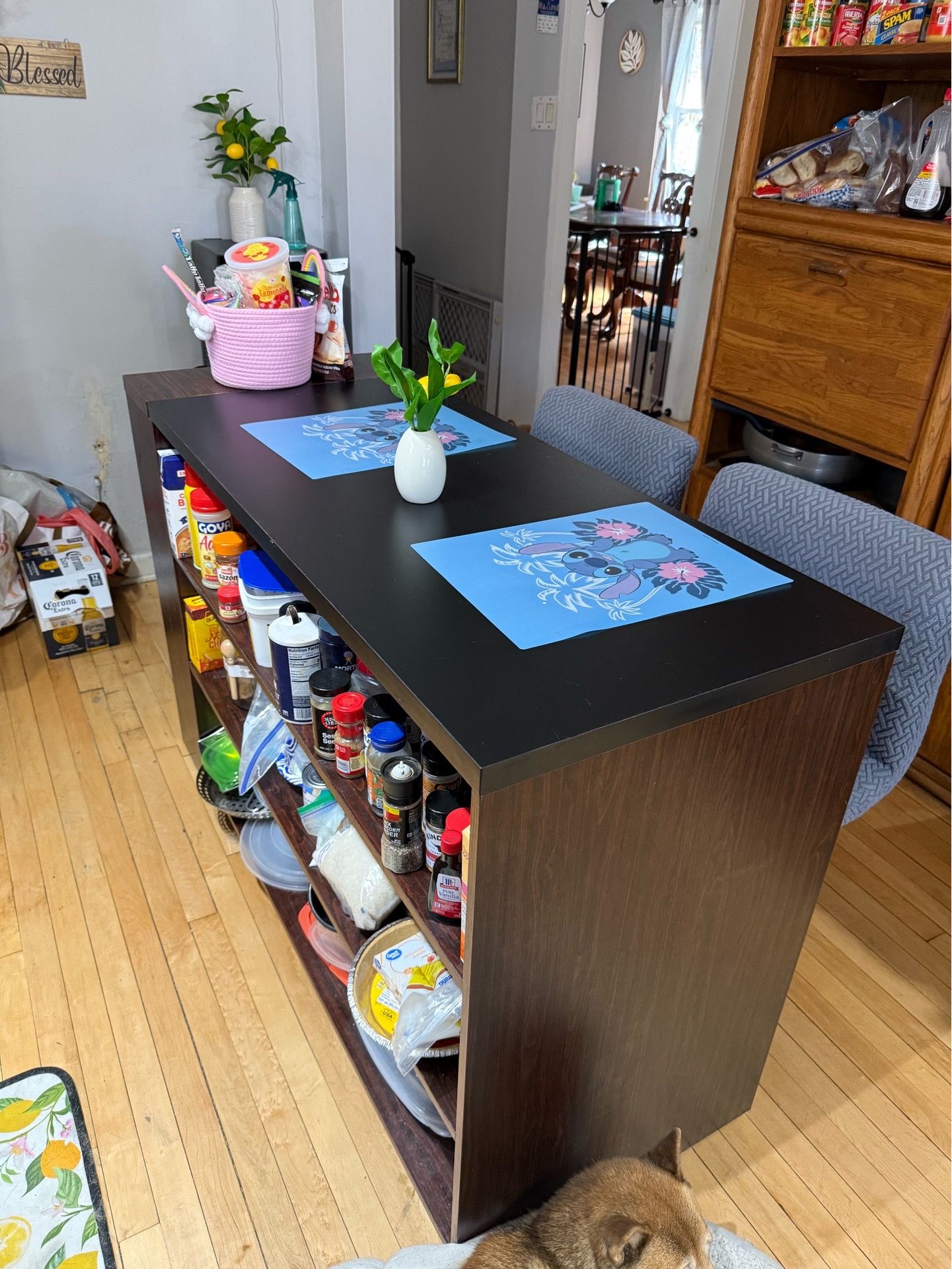 Island with stools