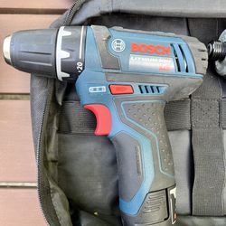 BOSCHss CLPK22-120 12V Max Cordless 2-Tool 3/8 in. Drill/Driver and 1/4 in. Impact Driver Combo Kit