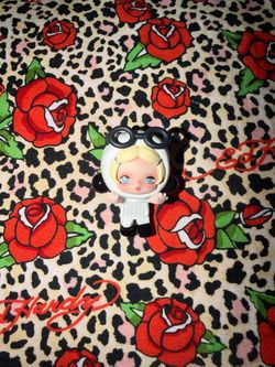 Skullpanda Off Mode Pop Attach
