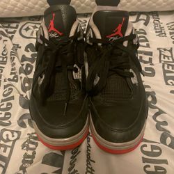 Air Jordan 4