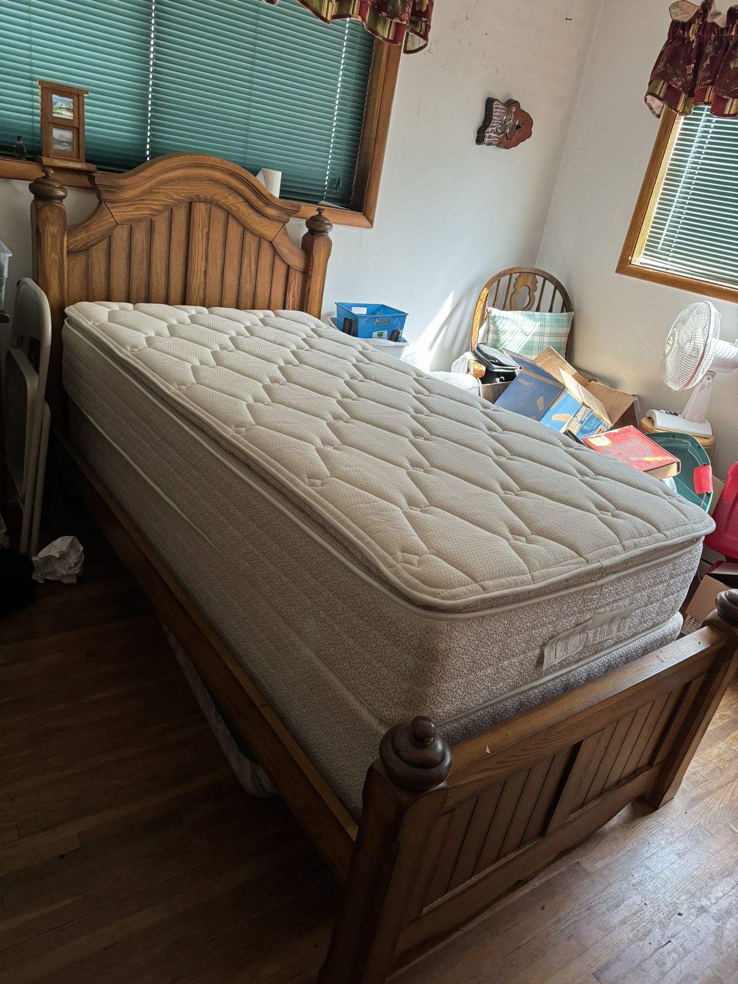 Twin Wood Frame Bed With Mattress