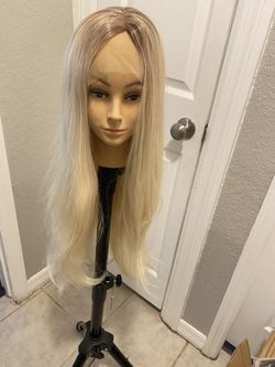 Wig fir women blonde straight long Lace Front Brand New