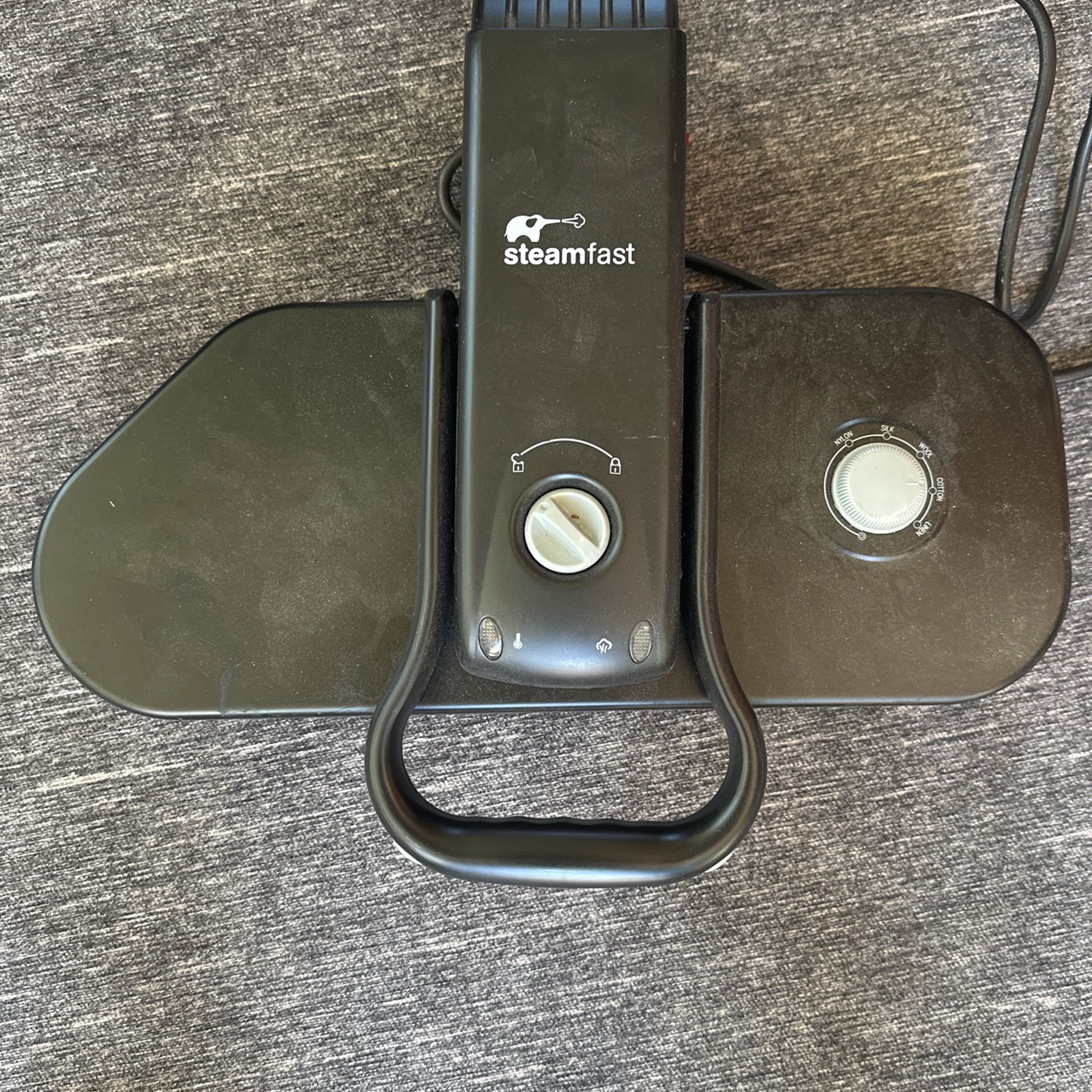 Steamfast Fabric Steamer