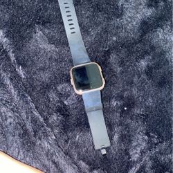Fitbit Watch With Charger 