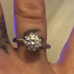 Moissanite Women’s Wedding/engagement Ring