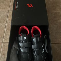 Peloton Cycling Shoes -Size 8