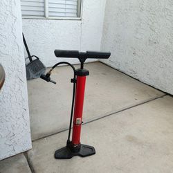 Tire Pump 