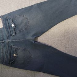 True Religion Jeans 36-32 Straight