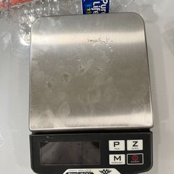 Flour scale