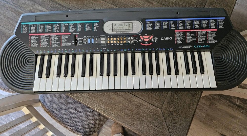 Casio- CTK - 401 - 49 Key Keyboard - Synthesizer Piano
