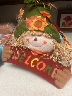 Free Scarecrow Welcome Sign