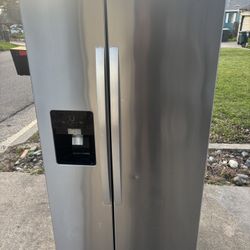 Whirlpool Stainless Steel Refrigerator Will Deliver And Install