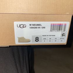 WOMEN SIZE 8 UGGS FOR SALE 