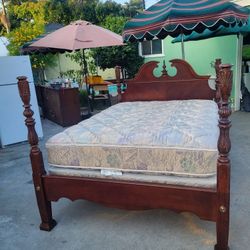 Queen Size Bed 