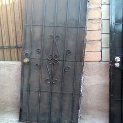 Puerta De Metal Para Casa 36 Por 80 Este De Los Ángeles
