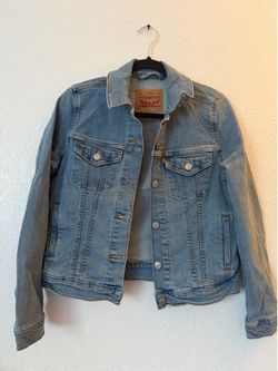 Levi’s jacket one time used