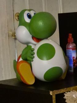 Yoshi popcorn bucket