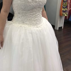 Mary’s Bridal Wedding Dress 