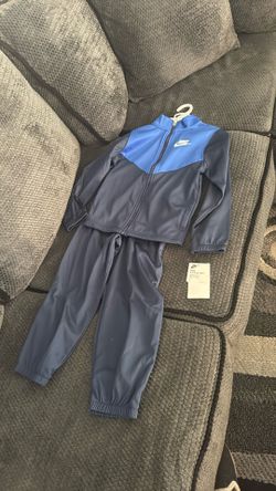 Kids Nike Sweatsuit