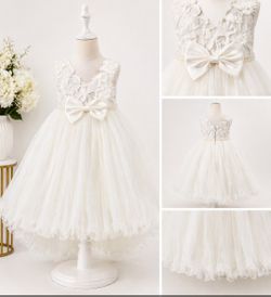 Girls White Dress Size 4 Elegant Party / Wedding Dress