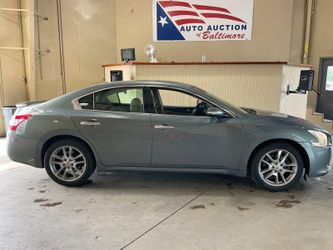 2010 Nissan Maxima