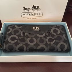 Cartera  Coach. 
