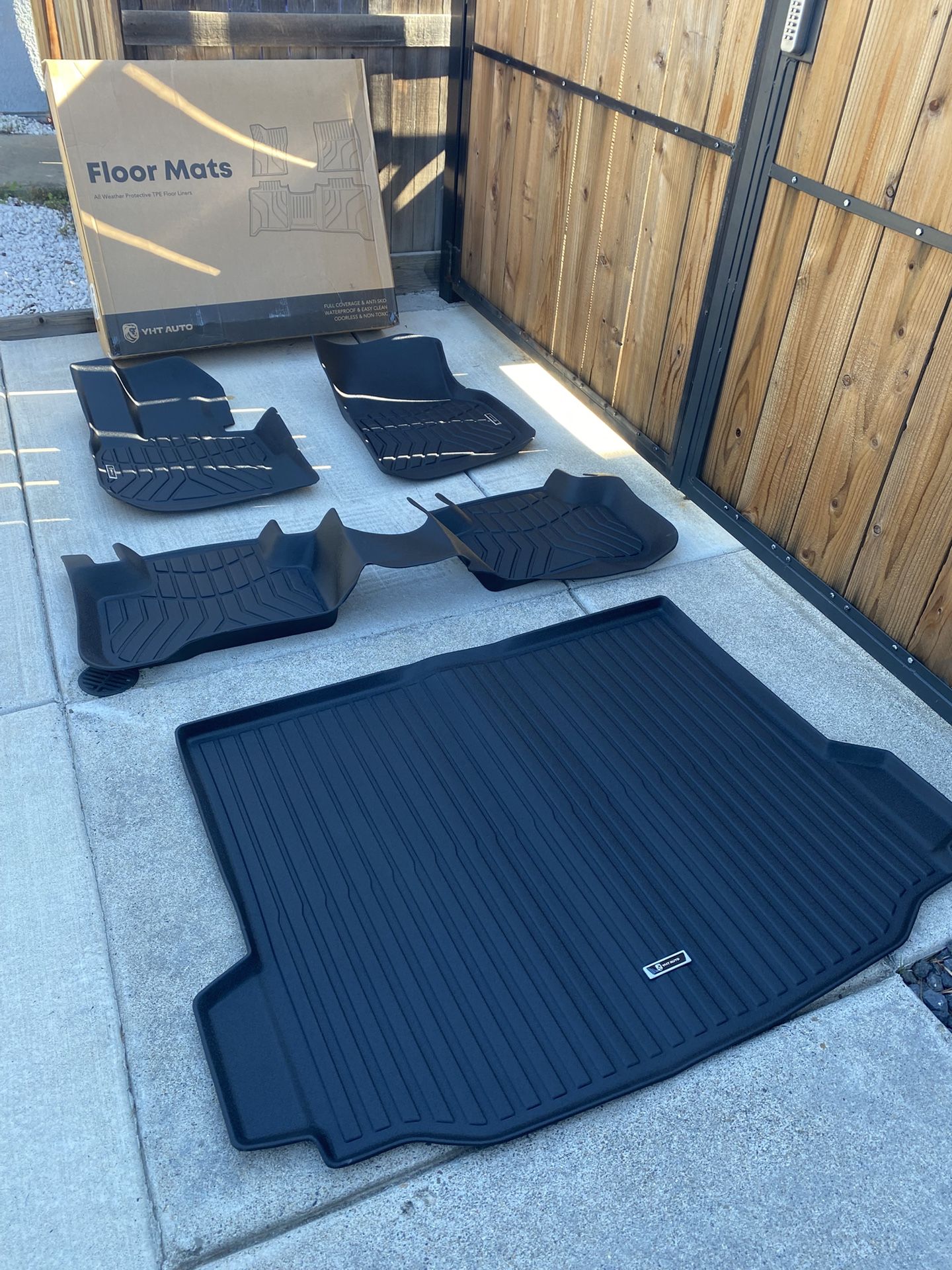 YHTAUTO All Weather Floor Mats/Cargo Liner 2018-2024 BMW X3 & X4 (New)