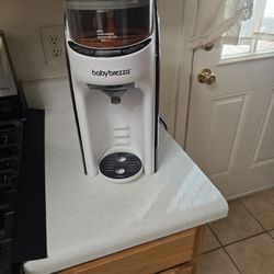 Baby Brezza Formula Maker