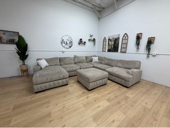 Huge Cream Sectional Couch - Free Delivery