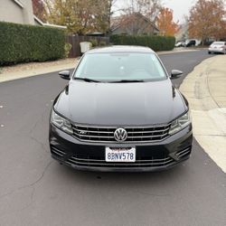 2016 Volkswagen Passat R-line Sport