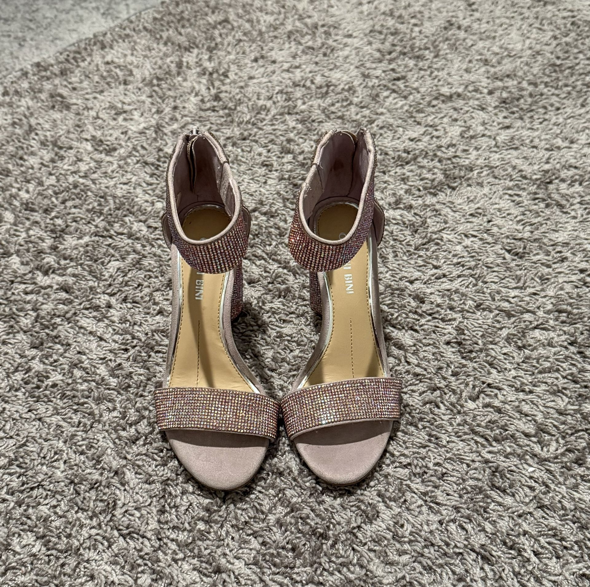Gianni Bini Pink Heels