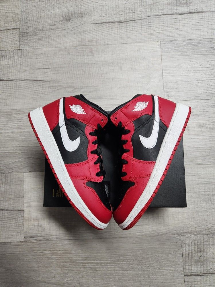 Jordan 1 Gym Red