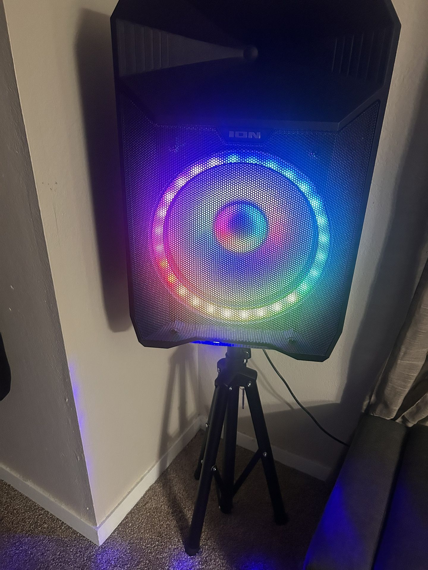Ion Speaker With karaoke