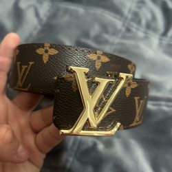 Louis vuitton belt 