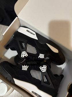 White Thunder Jordan 4s