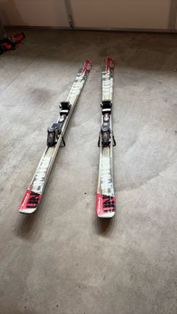 Skis Recently Tuned & Waxed