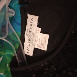 Clothes Size 4 -6