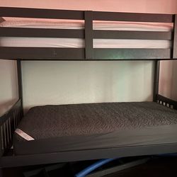 TWIN BUNK BED