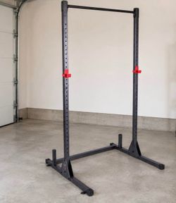 Cap Squat Rack with Safety Catches