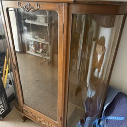 Curio Cabinet Antique