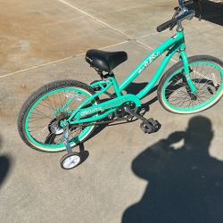Girls Bike With Removable Training Wheels 