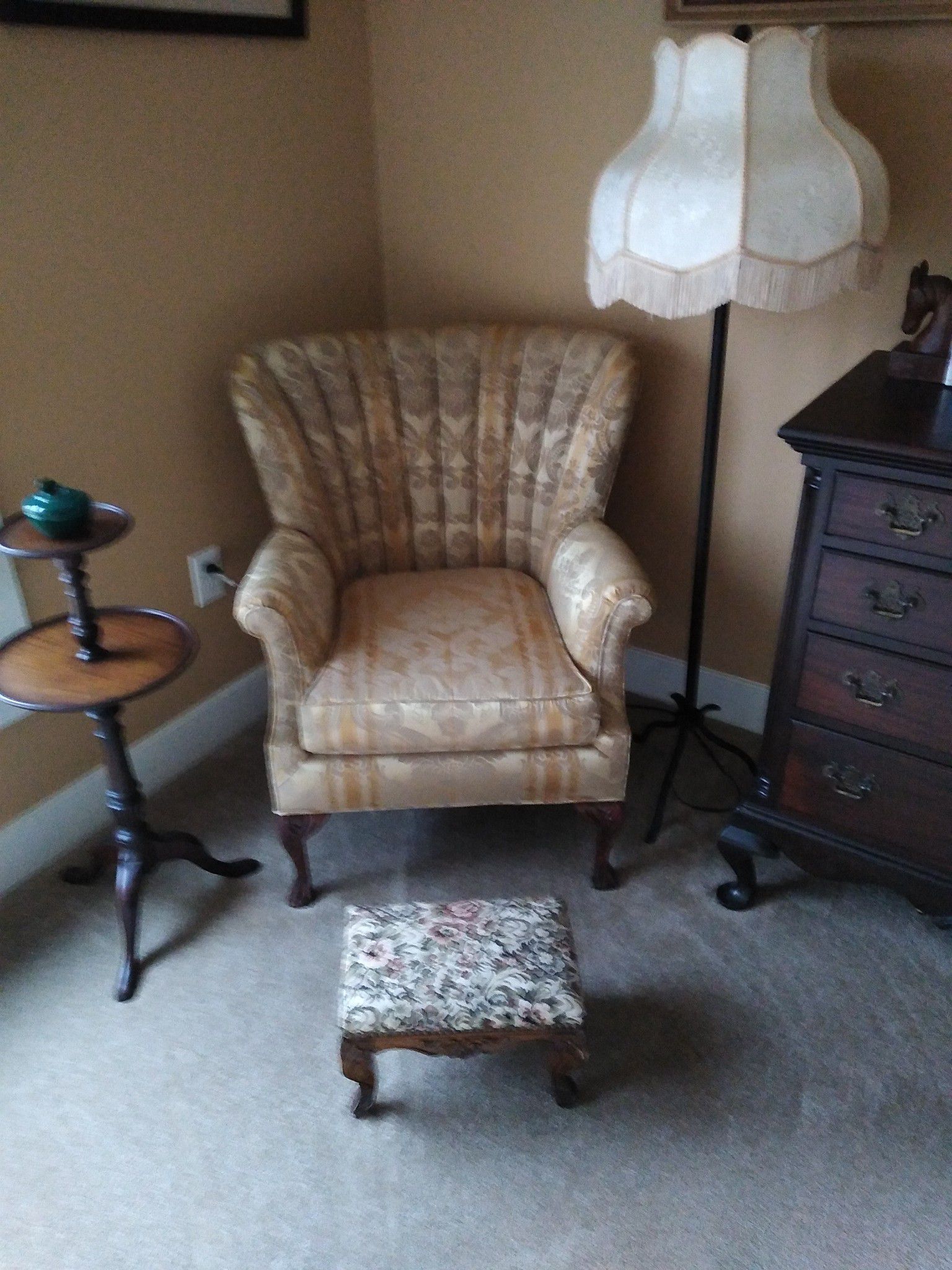Antique chair. Excellent condition