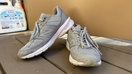 New balance 990v5 US size 8