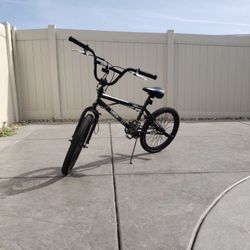 Hyper Bike Co. Spinner