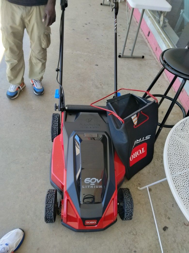 Toro Battery Powered Lawn Mower